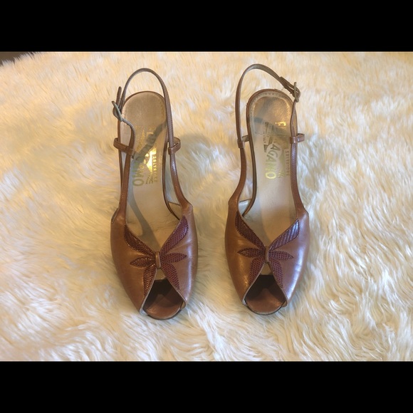 Salvatore Ferragamo Strappy Two Tone Leather Heeled Sandals Sz 6.5 - Picture 1 of 9